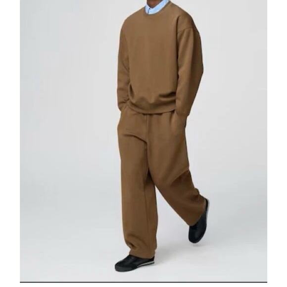 UNIQLO : C Wide Sweatpants Unisex High Quality Materials Size Small 2694 - Picture 2 of 10